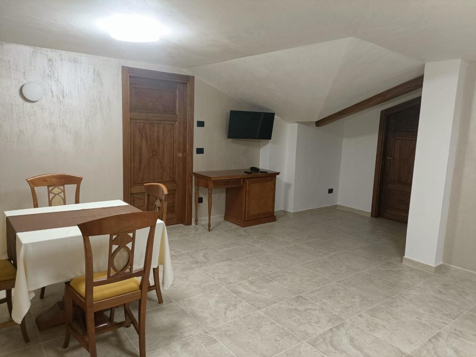 Tenuta Rosa - Gastronomia E Relax Montesano Scalo Extérieur photo